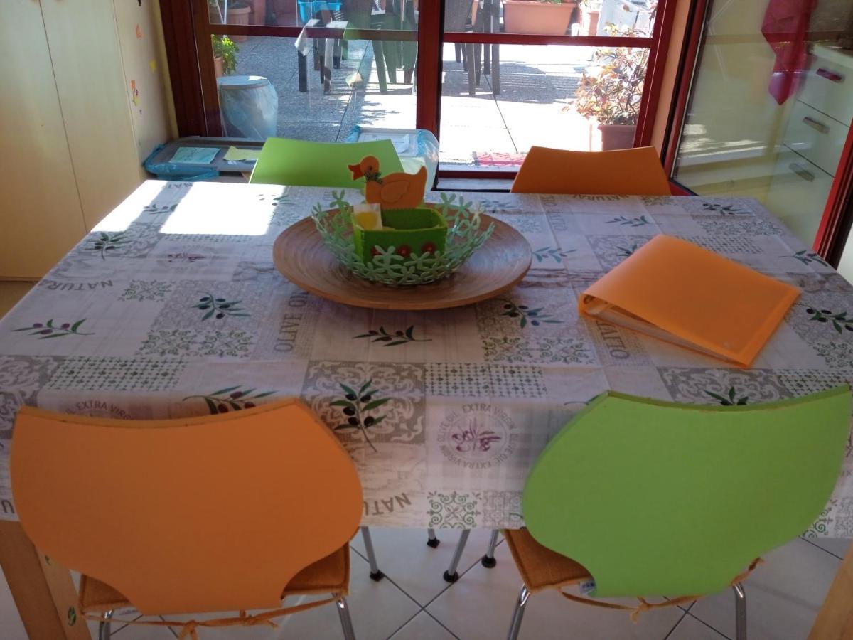 Accesso Diretto Sul Mare Maredilucecala Apartment Calambrone Luaran gambar